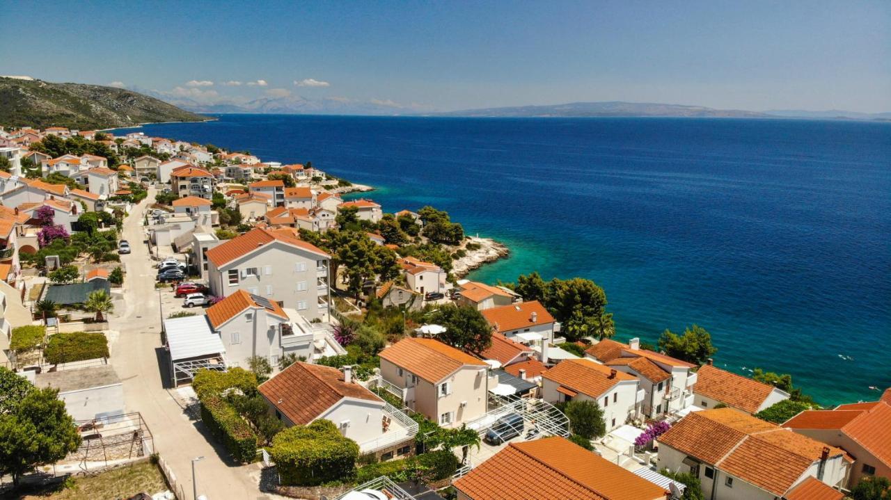 Apartments Lumini Trogir Exterior foto