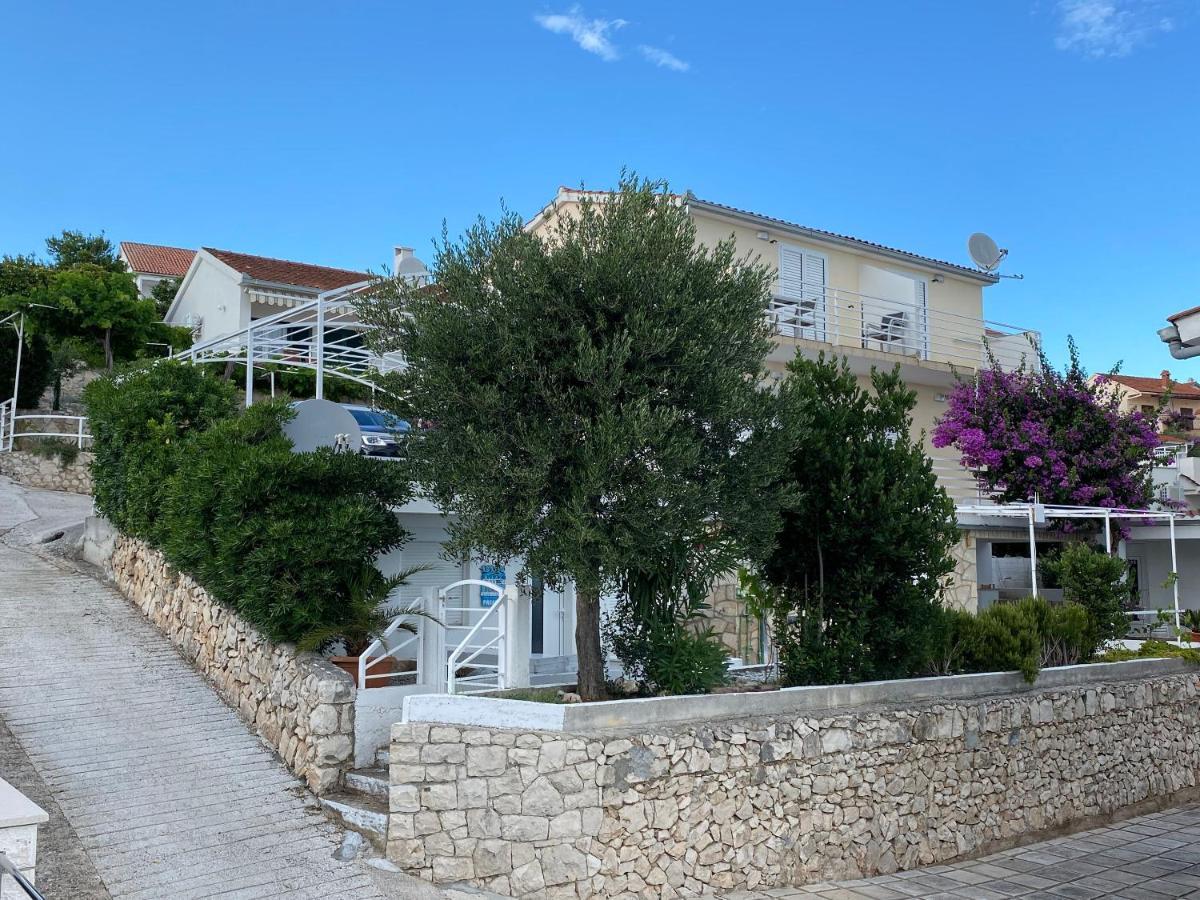 Apartments Lumini Trogir Exterior foto